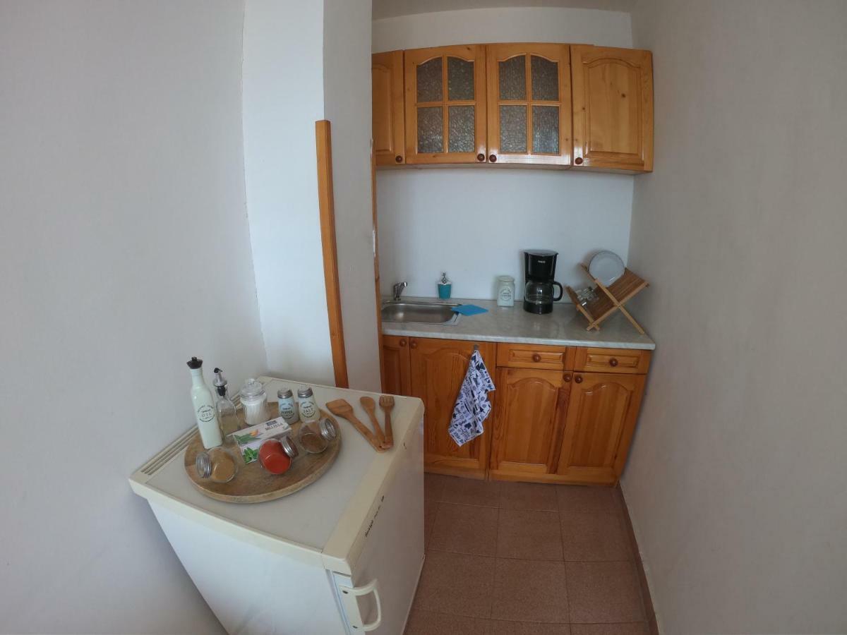 Apartment In St. Vlas With Terrace Sveti Vlas Exterior photo