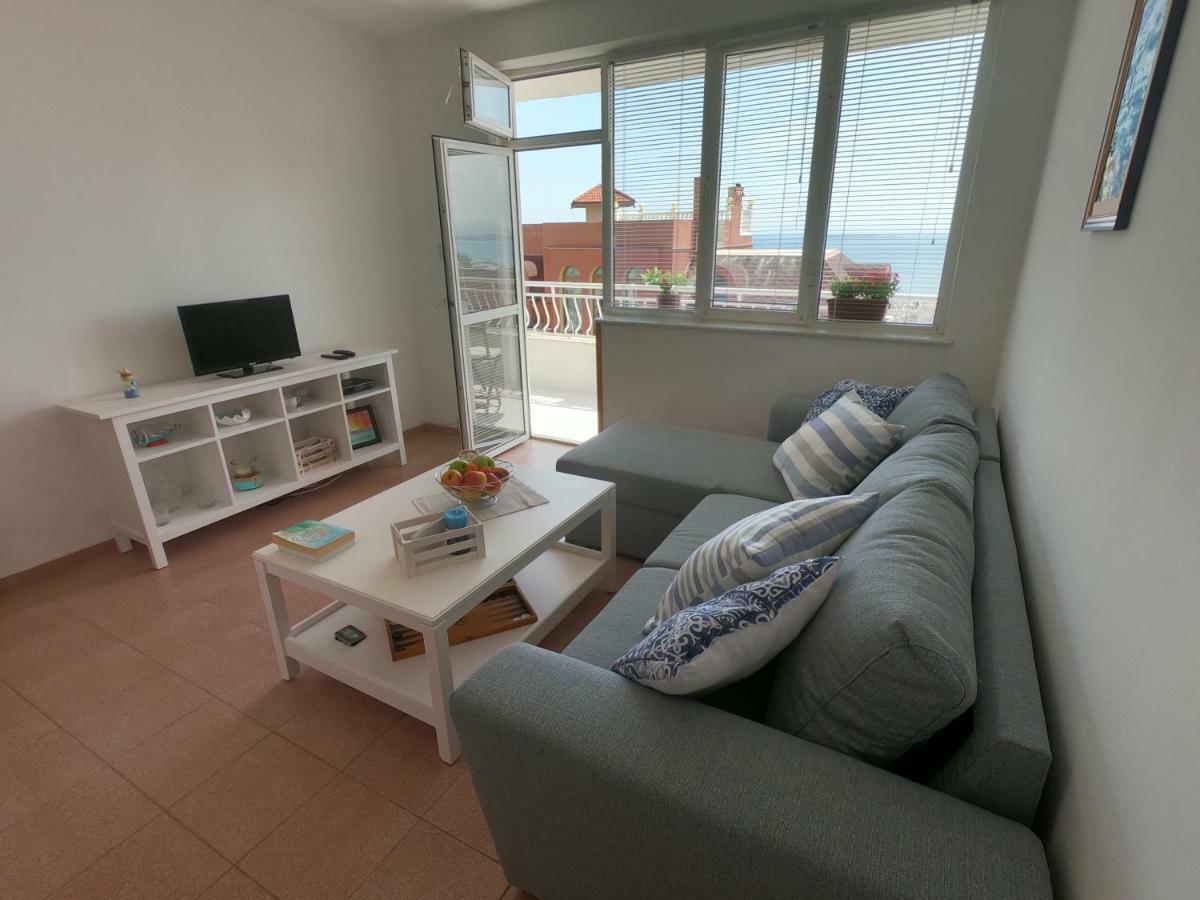 Apartment In St. Vlas With Terrace Sveti Vlas Exterior photo