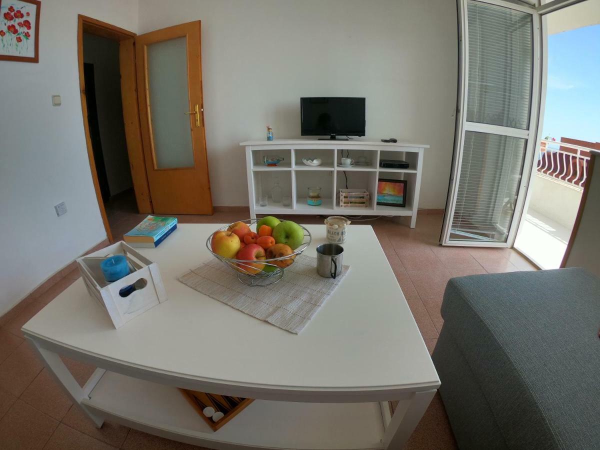 Apartment In St. Vlas With Terrace Sveti Vlas Exterior photo