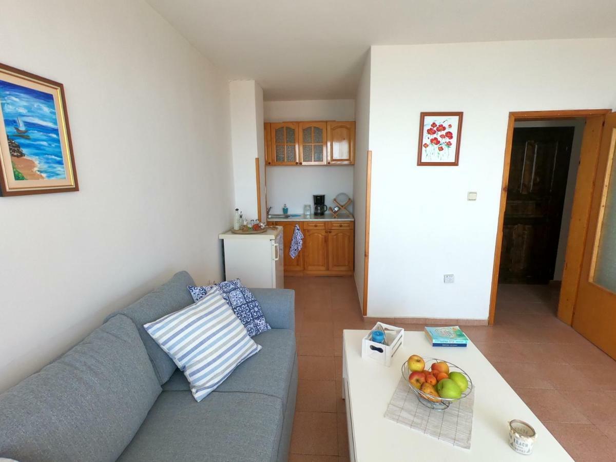 Apartment In St. Vlas With Terrace Sveti Vlas Exterior photo